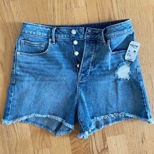 Good American Bombshell shorts